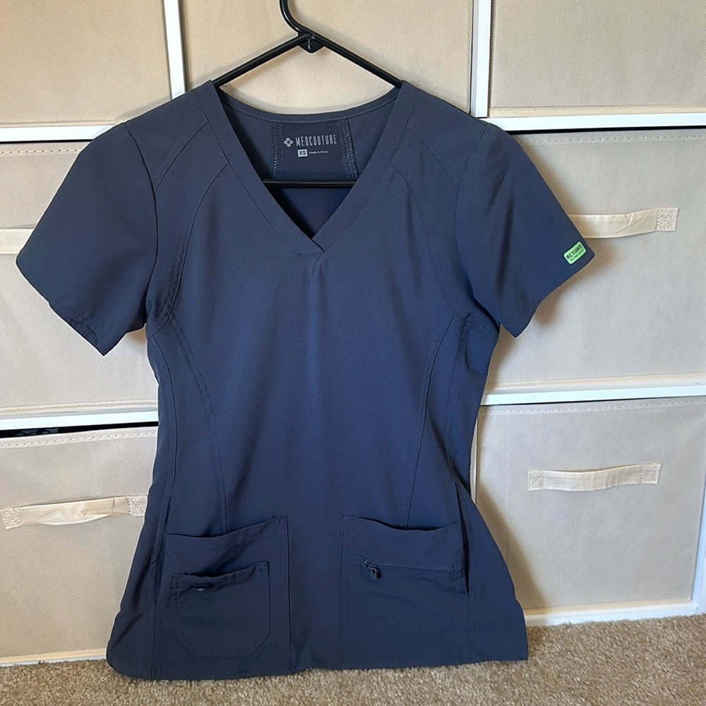 Medcouture scrub top